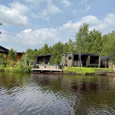 Natursee-chalet, Angeln, Wellness, Spa, Ponyhof شاليه *