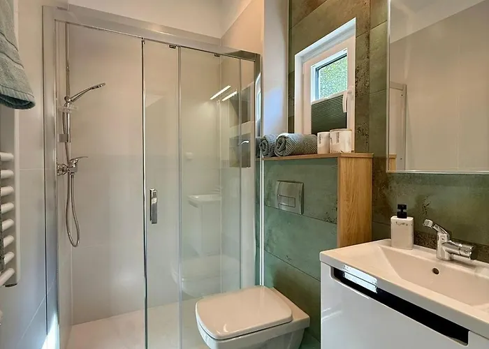 Chalet Natursee-chalet,spa Mit Hot Tub,jacuzzi,sauna,ponyhof,angeln