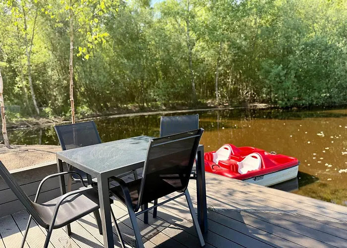 Natursee-chalet,spa Mit Hot Tub,jacuzzi,sauna,ponyhof,angeln Chalet Twist